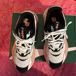 Woman Puma sneakers size 9.5
